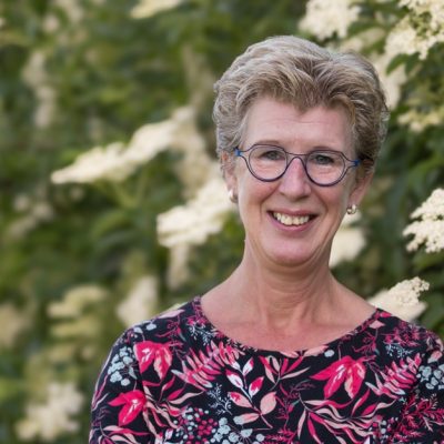 1. Profielfoto onderaan HOMEPAGE Hondengedragsdeskundige Conny Hendriks 1. Profielfoto onderaan HOMEPAGE Hondengedragsdeskundige Conny Hendriks